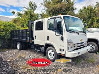 2024 chevrolet lcf 3500hg crew cab stake bed truck
