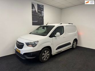 opel combo 1.5d l1h1 edition | automaat | keyless | camera
