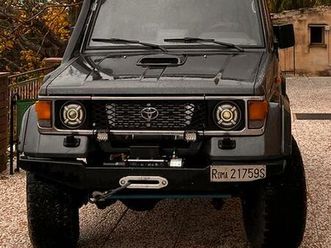 toyota land cruiser lj70