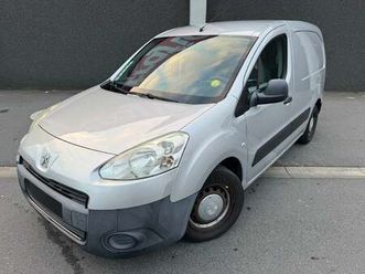 1.6 hdi l1h1 airco prêt à immatriculer