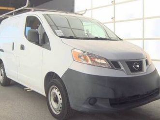 2015 nissian nv200