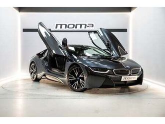 i8