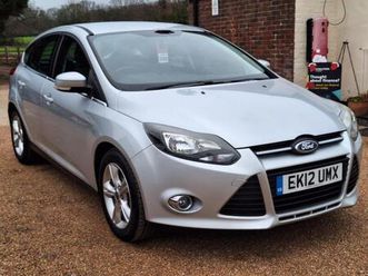 1.0t ecoboost zetec euro 5 (start/stop) 5dr