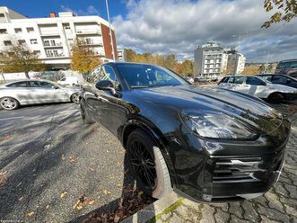 porsche cayenne e-hybrid plug in, black edition setembro/24