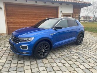 volkswagen t-roc 1.5 r-line ahk navi acc pano rfk pdc v+h
