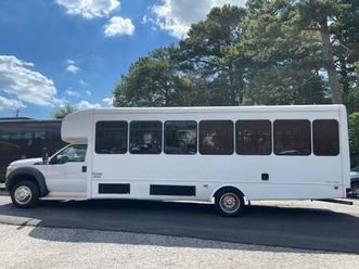 2016 f550 shuttle bus