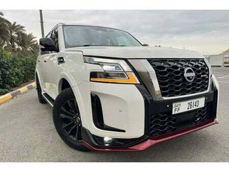 nissan armada nismo , excellent condition, v8