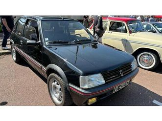 1993 peugeot 205 noir manuel, 5 vitesses conduite à gauch...