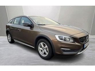 volvo v60 cross country d3 momentum business e, parkeringssensor fram bak, delb