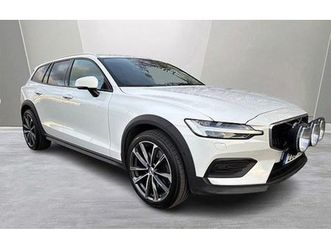 volvo v60 cross country d4 awd se ii, dragkrok halvautomatisk, parkeringskamera