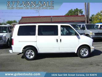 used 2005 gmc safari sle
