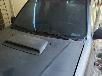 chevrolet tracker 2.0 tb int. diesel 4x4 4p 2004