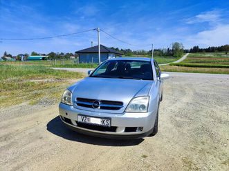 opel vectra 2004. god - 1,9 diesel, 150ks, reg 03/2026