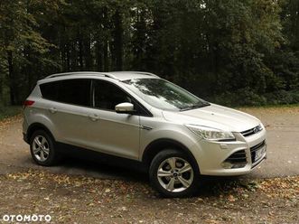 ford kuga 1.5 ecoboost 2x4 black & silver
