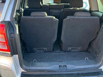 vauxhall, zafira, mpv, 2011, manual, 1686 (cc), 5 doors