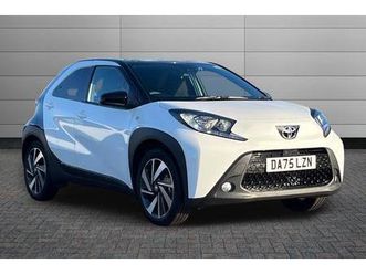 toyota aygo x edge hatchback's 1.0 vvt-i edge euro 6 (start/stop) 5dr