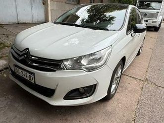 citroen c4 lounge 2.0 feel pk 2016 gnc. vendo, permuto y financio. el vehiculo se encuentra en buen estado super completo, sensores de estacionamiento, pantalla