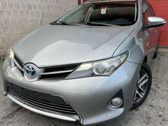 sw hev 1.8i hsd lounge cvt + navi + caméra