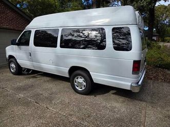 2011 ford e350 extended super duty cargo van