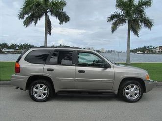 2003 gmc envoy sle 4wd 4x4 low 68k miles clean carfax non smoker!