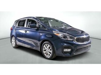 2017 kia rondo lx w/3rd row