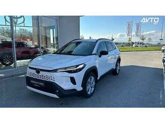 toyota corolla cross 2.0 style hibrid hev fwd