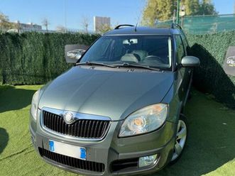 skoda roomster 2007 1.4 benzina neopatentati