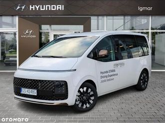 hyundai staria 1.6 t-gdi hev luxury