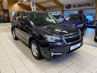 2.0i. premium.auto.4x4.navi.dab.rkamera.tilhfeste++