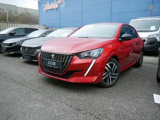 peugeot 208 allure puretech 100 pdc shz kamera navi led