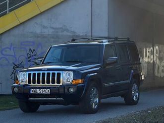 jeep commander 5.7 v8 limited