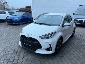 toyota yaris 1,5 hybrid teamplayer mit comfort paket