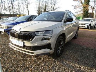 skoda karoq sportline 1.5 tsi dsg acc pano ahk navi le