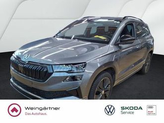 skoda karoq sportline 2.0 tsi, pano, ahk, amundsen, ac
