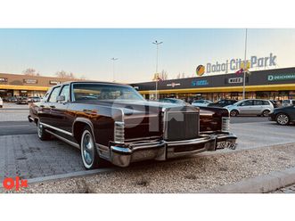 lincoln continental town car