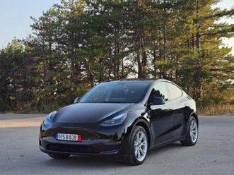 tesla model y като нова, 2024 с гаранция