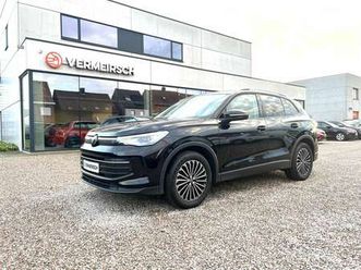 volkswagen tiguan tiguan 1.5 etsi opf dsg life*apple-carpaly*camera*
