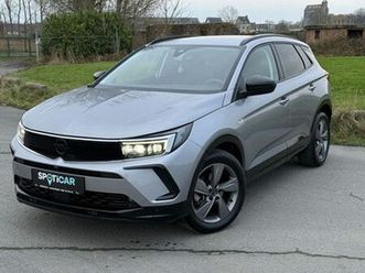 opel grandland -line manueel,matrix led verlichting,gps,el kofferklep,camera,dode hoek sensoren,key less,agr zetels