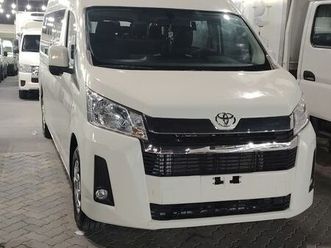 toyota hi roof bus v6 2025 automatic gear