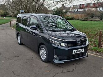 1.8 petrol hybrid - 7 seater