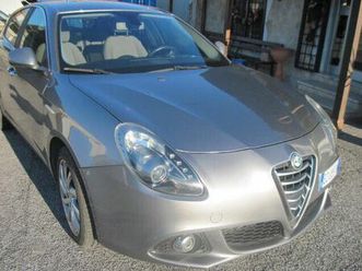 alfa romeo giulietta 1.6 jtdm-2 105 cv distinctive