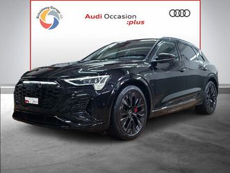 q8 55 e-tron black edition