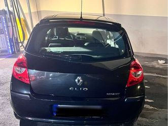 renault clio 3 1.6l 90ch / toit ouvrant panoramique