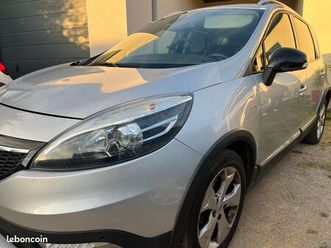 scenic iii 1.6dci xmod 130cv finition bose