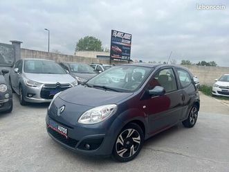 renault twingo 1.2 essence 75 chevaux–révisee et garantie 12 mois parfaite pour un jeune conducteur