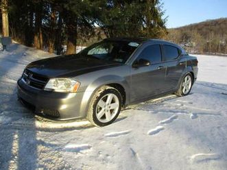 2013 dodge avenger se
