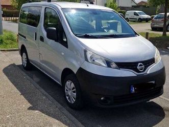 nissan nv 200