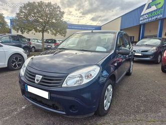 dacia sandero 1.4i gpl,distribution+embrayage neufs,revise,radio cd,5 portes,garantie 3 mois,reprise possible