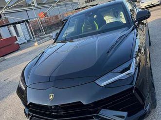 urus 4.0 v8 performante auto