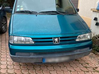 peugeot 806 essence première main 210000km